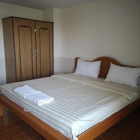 Hotel Sab Suwarn Mansion Suphan Buri Exterior foto