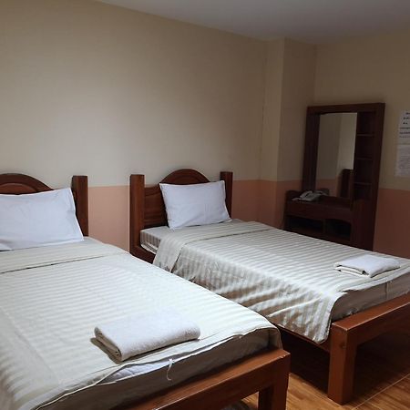 Hotel Sab Suwarn Mansion Suphan Buri Exterior foto