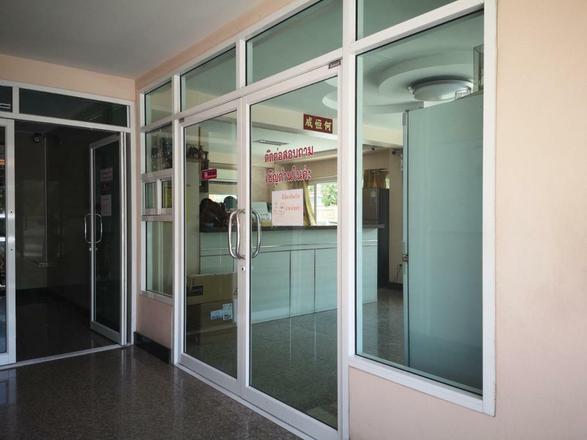 Hotel Sab Suwarn Mansion Suphan Buri Exterior foto